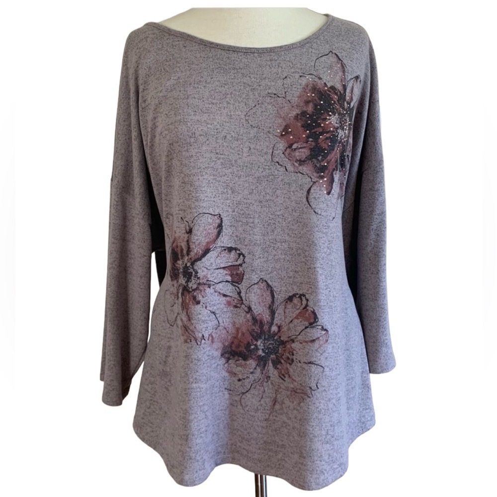 SUNDAY 3X Women’s Long Sleeve Shirt top